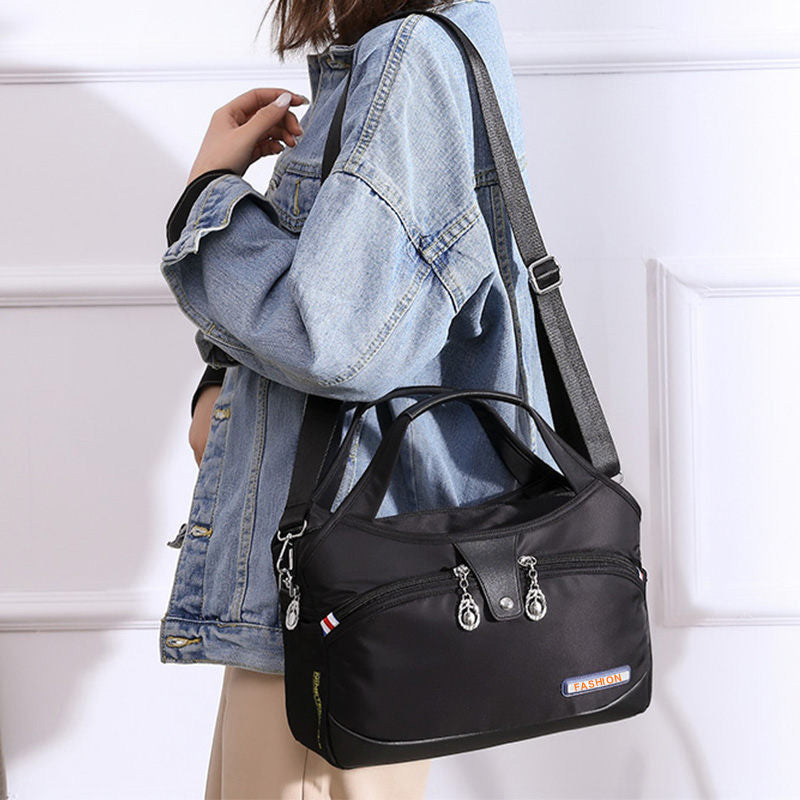 đCrossbody vĂ€ska