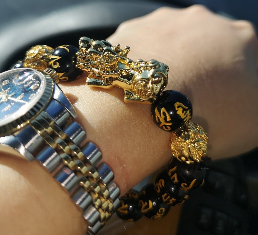 đErbjudande under begrĂ€nsad tidđFengShui armband för rikedom och lycka
