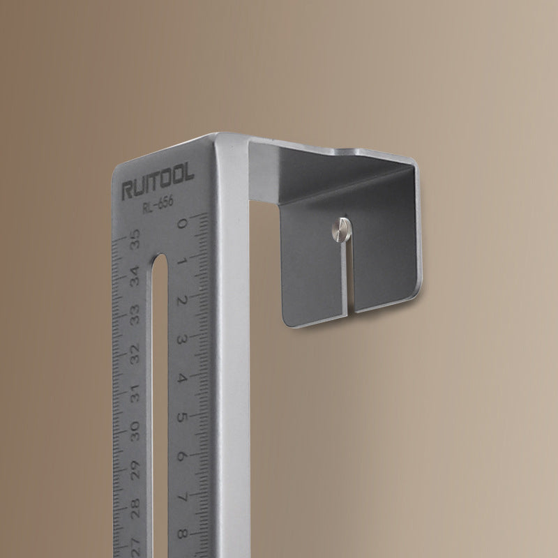 Väggnivelleringsfäste med precision