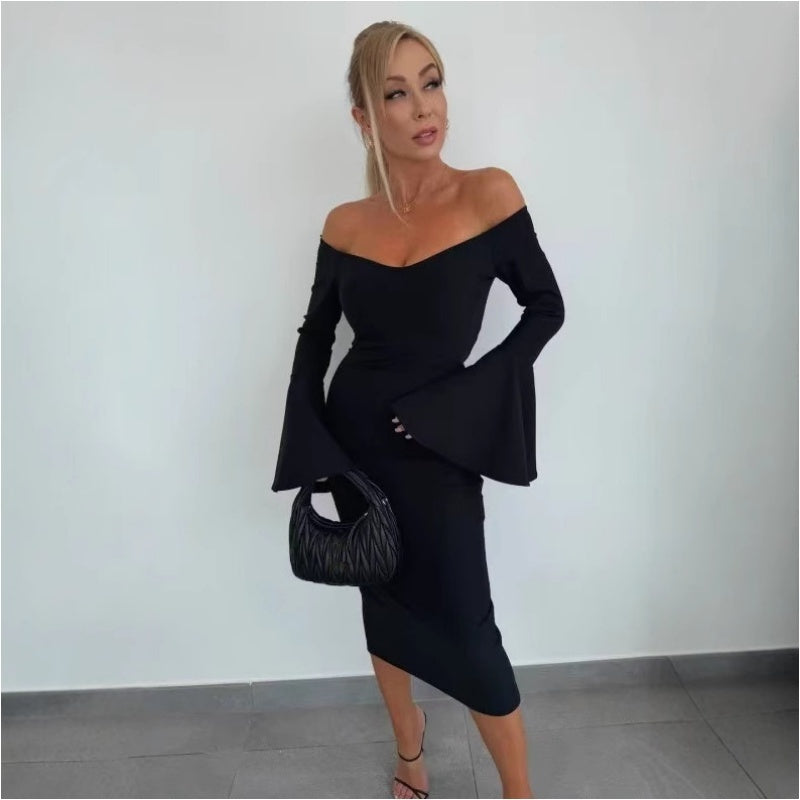Off-Shoulder midiklänning med klockärm