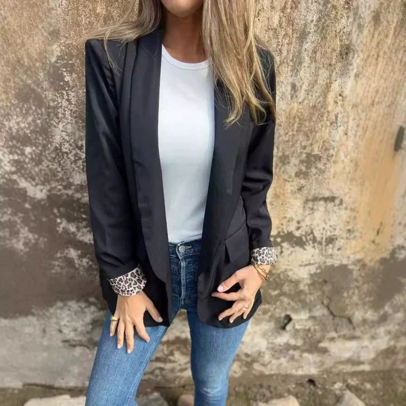 ✨🐆Stylisk damkavaj med foder i leopardmönster
