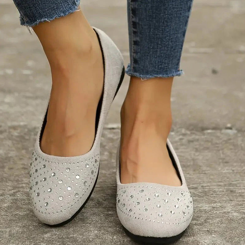 Bekväma slip-on-lägenheter för kvinnor med dekorationer av strass