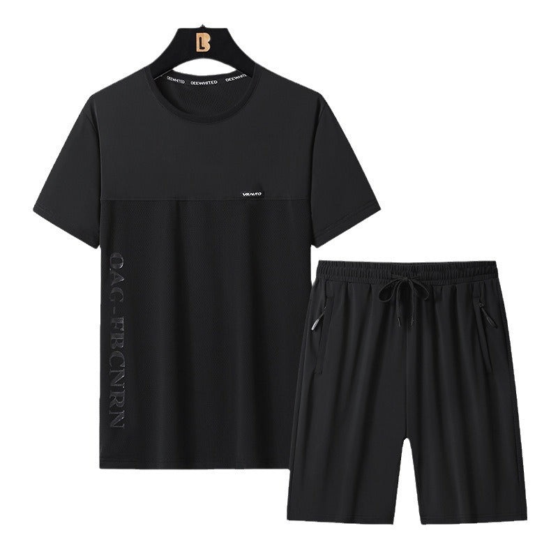 đ„SommardrĂ€kt för herrar med kortĂ€rmad skjorta och shorts