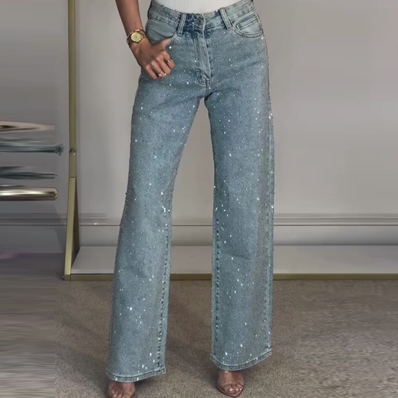đ„Jeans med strassdetaljer och raka ben