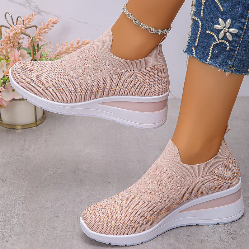 Slip-On Wedge Sneakers i mesh med strass för kvinnor
