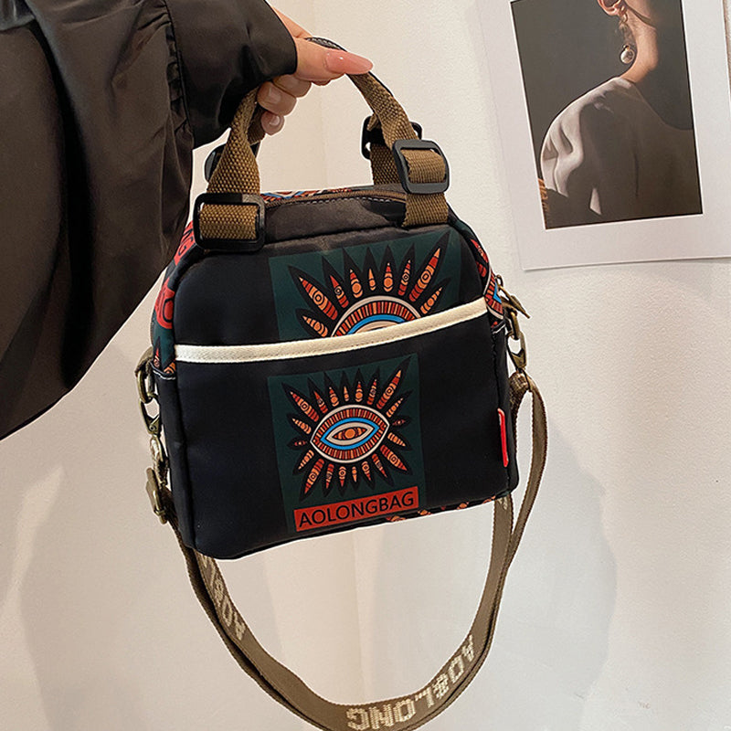 Mångsidig crossbody-väska med stor kapacitet