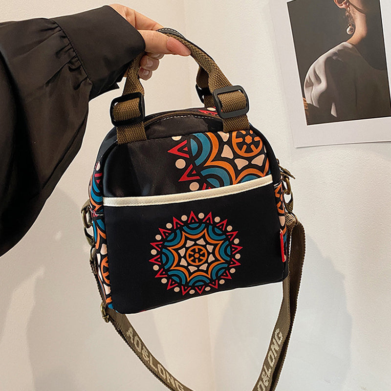 Mångsidig crossbody-väska med stor kapacitet