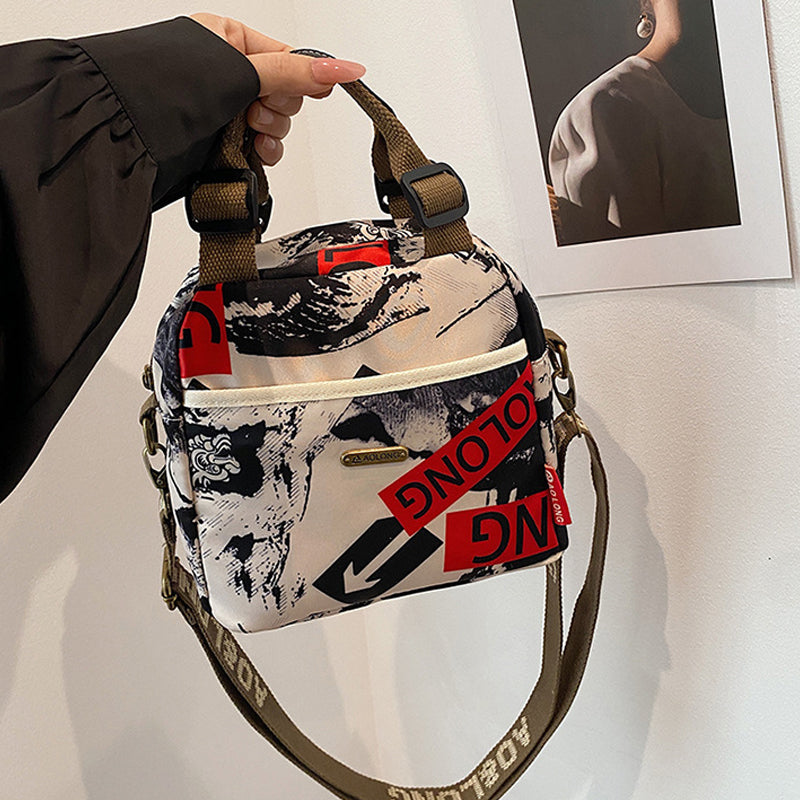 Mångsidig crossbody-väska med stor kapacitet