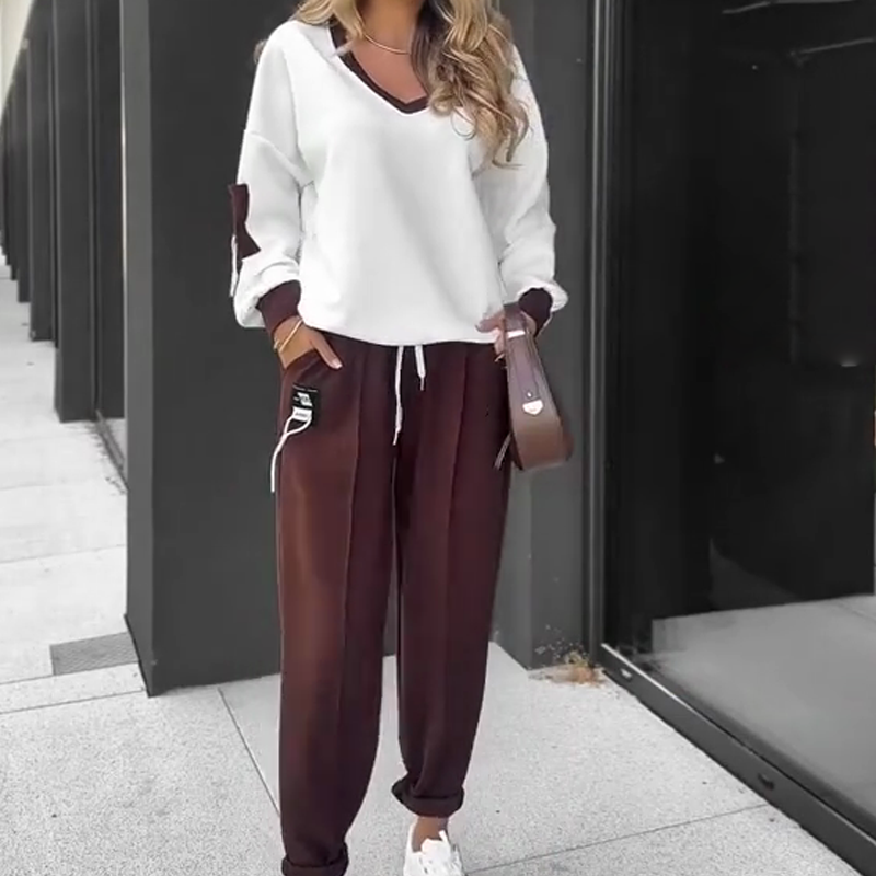 đ„SĂ€songsreađ„Set med huvtröja och joggingbyxor i fĂ€rgblock