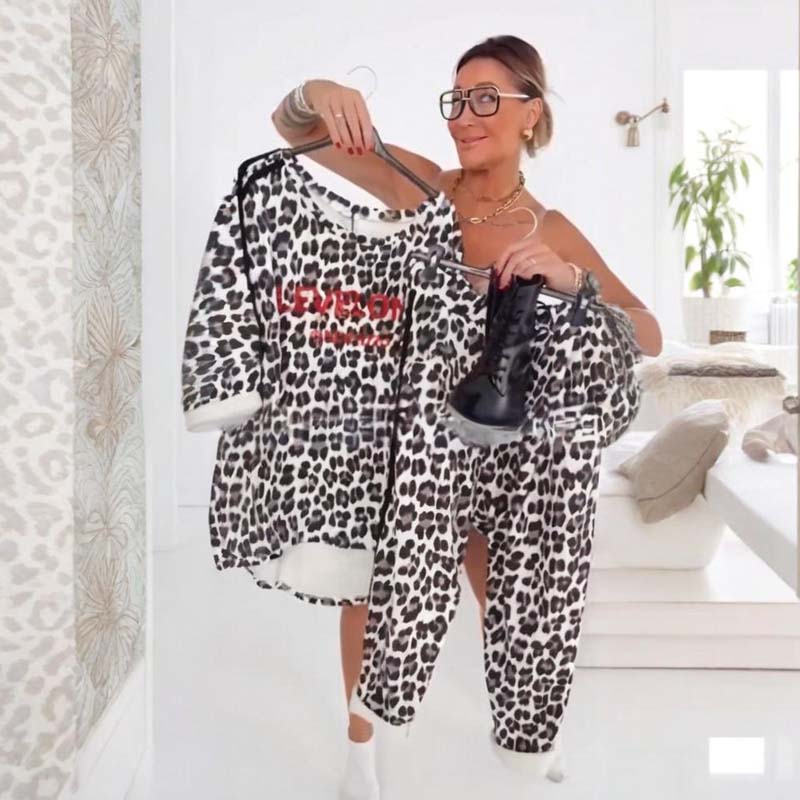 đ Elegant damset med leopardmönster