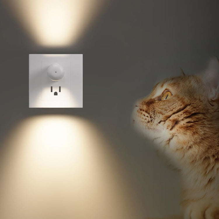 đSmart LED-nattlampa för vĂ€gguttag med automatisk dimmer