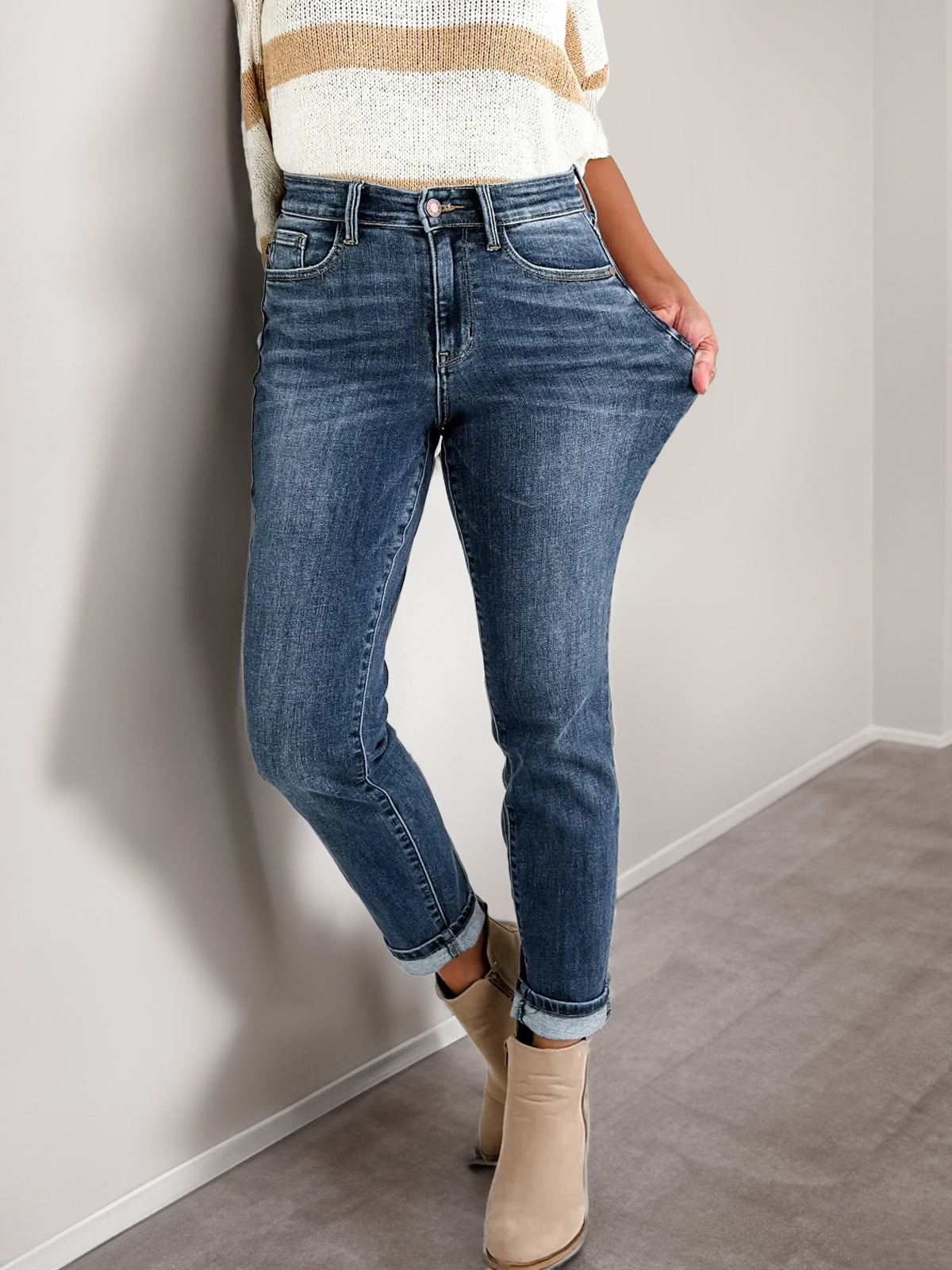 Jeans som lyfter rumpan och formar magen