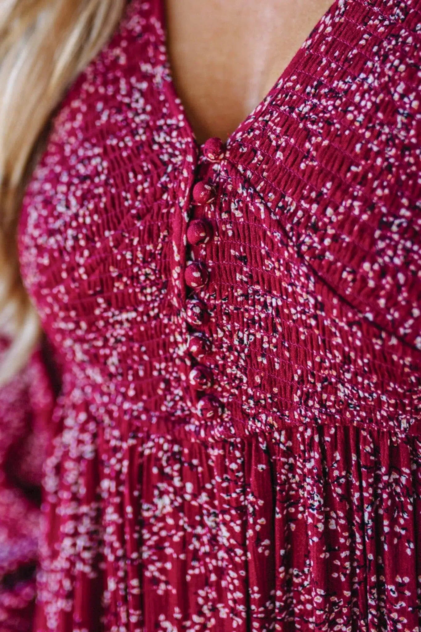 50 % rabatt – 💃Maxiklänning för damer i rayon med blommönster, smockad midja och foder