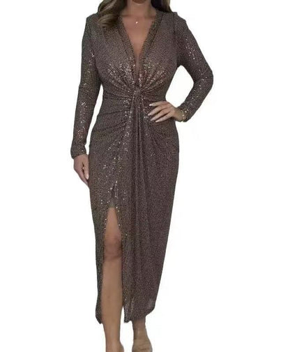 🎅Julrea 60 % RABATT🎁Damklänning med V-ringning, veckad, paljetter och slits för en elegant look