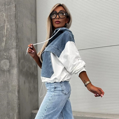 Denimjacka med huvtröja och dragsko för kvinnor