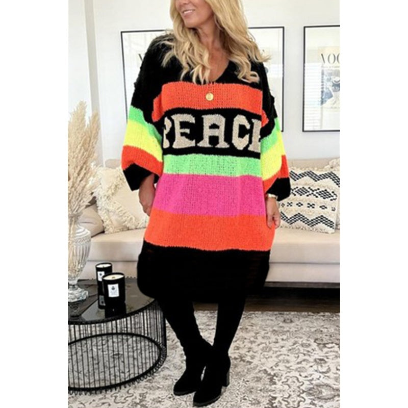 Nu kan du njuta av 50% rabatt🔥Color Block V-Neck Letter Print Sweater Dress