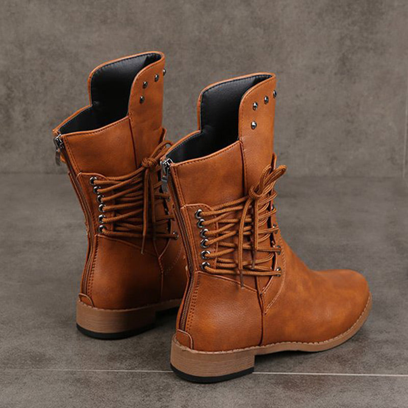 Ankelkängor i läder med snörning för kvinnor