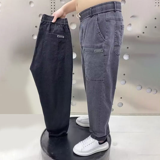 Herrjeans med elastisk dragsko och sex fickor