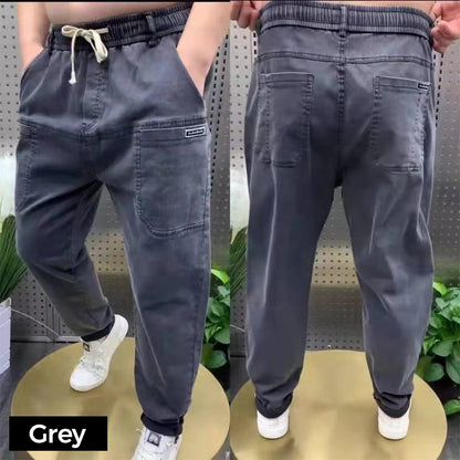 Herrjeans med elastisk dragsko och sex fickor