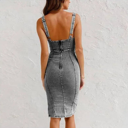 Justerbart axelbands U-ringad slitsad denim bodycon cami klänning