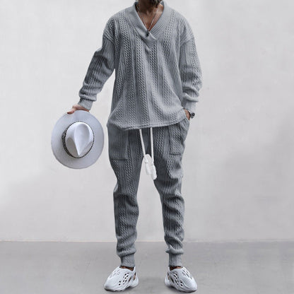 💥 Anländer idag med fri frakt💥  2-delat herrset bestående av en baggy sweatshirt med V-ringning och joggingbyxor