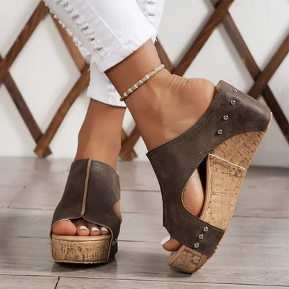 💐50 % RABATT! Ortopediska sandaler med kilklack – Fotvalvsstöd & Komfort hela dagen 🌸👣