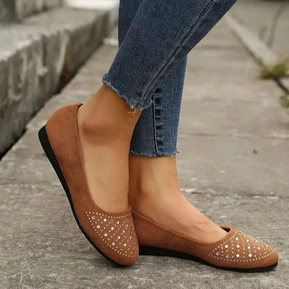 Bekväma slip-on-lägenheter för kvinnor med dekorationer av strass