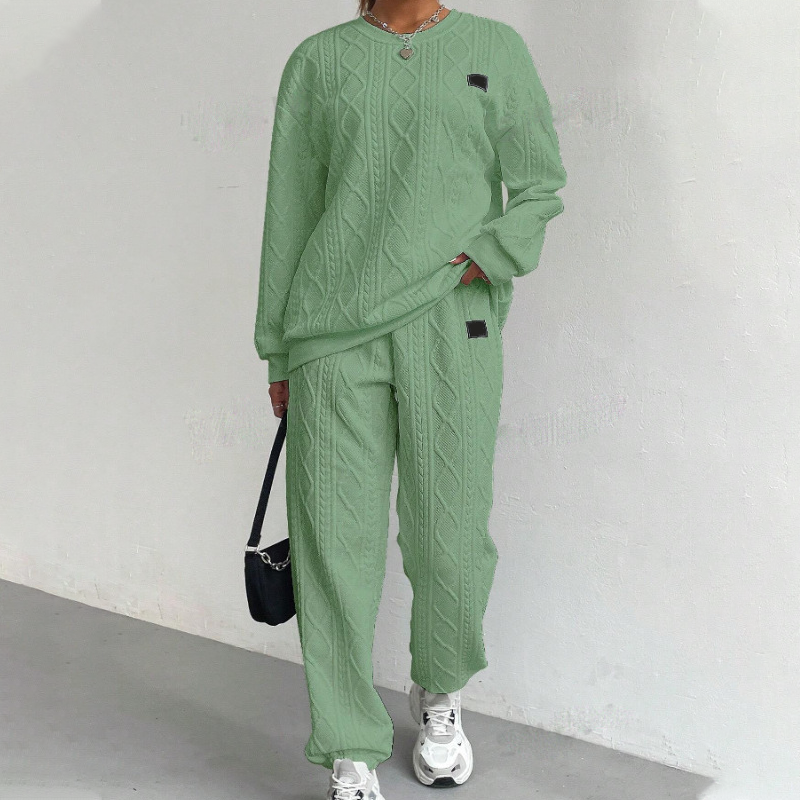 Bästsäljare🔥 🧵 Kabelstickat set med tröja och byxor
