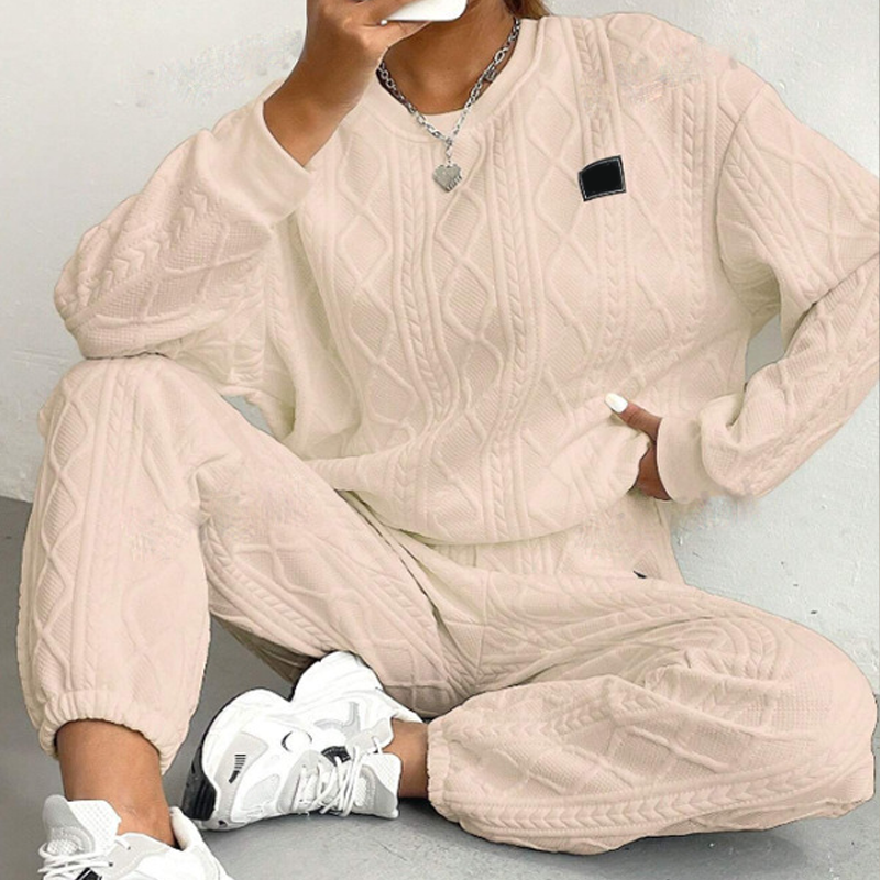 Bästsäljare🔥 🧵 Kabelstickat set med tröja och byxor