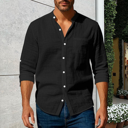 Håll dig snygg och stilfull med vår långärmade herrskjorta i linne med ståkrage 👔✨