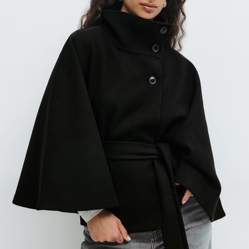 🧥 60% RABATT! 🛡️ Damjacka i Cape-Stil – Ståkrage, Bälte & Elegant Siluett för Vardag och Fest ✨