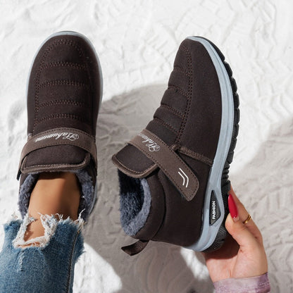 Halkfria vintervarma slip-on-sneakers