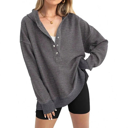 🎉 50 % RABATT UNDER BEGRÄNSAD TID! 🧥 Långärmad hoodie för dam – V-ringning med knappdetaljer, avslappnad passform och sidoslitsar – elegant utan ansträngning 🌸✨