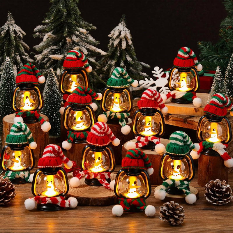 Juldekoration Mini snögubbellykta med mössor och halsdukar