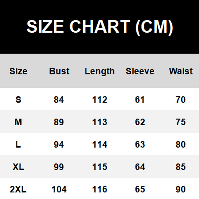 Långärmad klänning med krage, rynkad och slits
