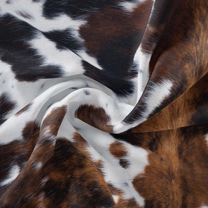 🔥⏰50 % RABATT!!!🔥💖 Mjukt Täcke med Ko-tryck | Skin-snäll, Digital Tryck, Perfekt för Sovrummet ✨