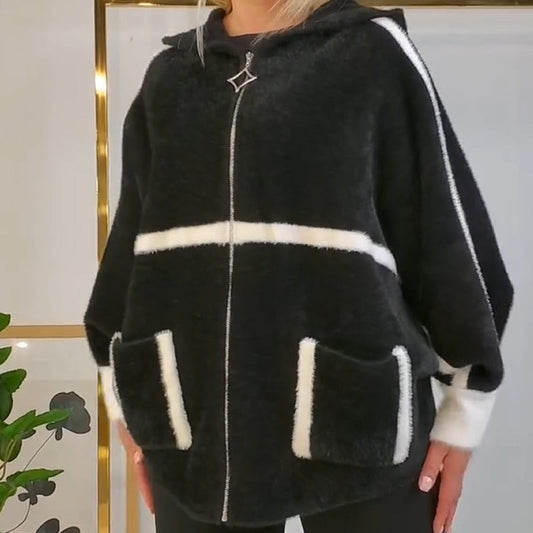 Mjuk och varm jacka med huva och randiga detaljer för damer