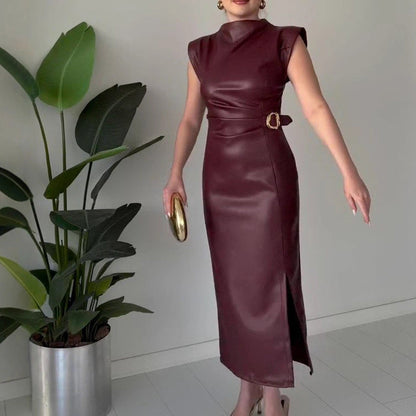 ⏳50 % RABATT NU! 👗💕Damklänning i rufsat konstläder, midilång🔥
