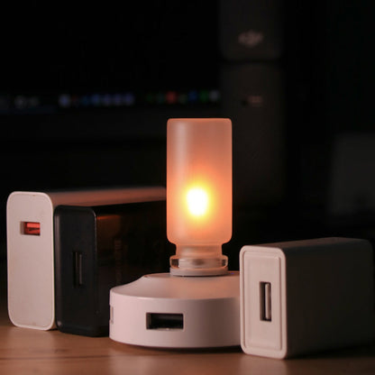 USB-lampa med realistisk flamma