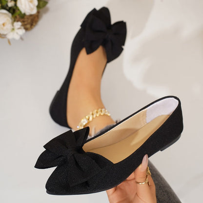 Spetsiga ballerinas med rosett för kvinnor