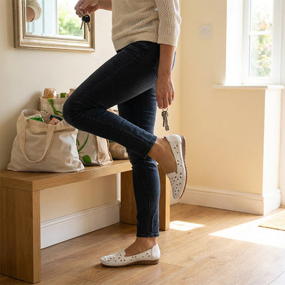 🔥Sista dagen på rean: 50 % rabatt — Bekväma, lätta och snygga ortopediska skor för kvinnor med öppen design.