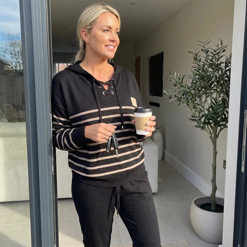 Casual randig topp och ankelånga byxor i set