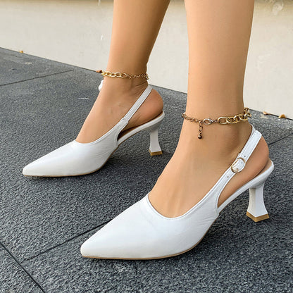 Eleganta spetsiga slingback-skor med låg klack