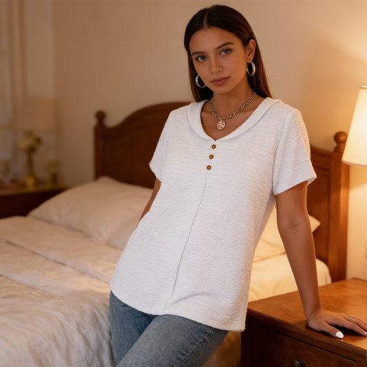 💎 BLIXTREA – 50 % rabatt på damtröja med struktur och V-ringning! 💎 Skrynkelfritt tyg och avslappnad passform för en elegant look hela dagen✨