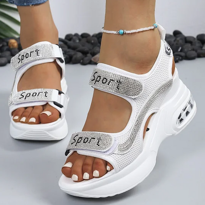 🔥Senaste erbjudande – 50 % rabatt – Trendiga ortopediska sandaler för damer med c-sulaompensée ornées de strass