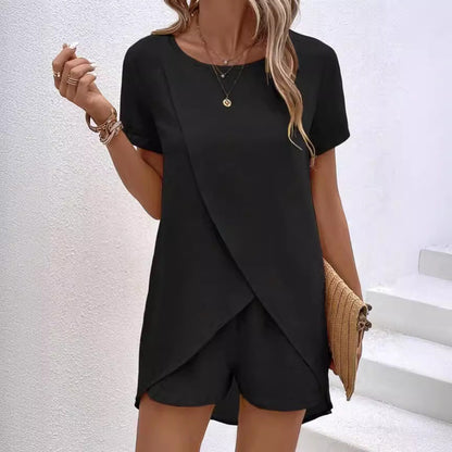 👚 60% RABATT! 💃 Damset med Oregelbunden Topp & Shorts – Enfärgat Tyg, Trendig Design & Perfekt För Sommaren ☀️