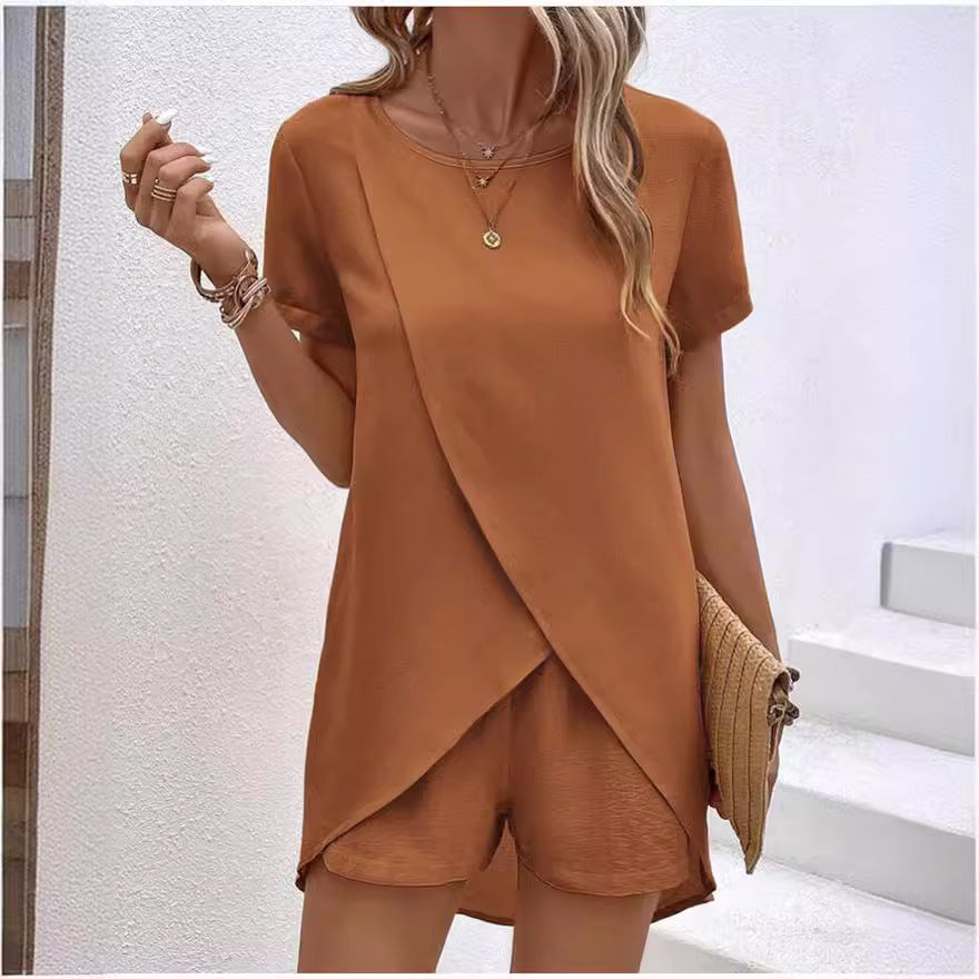 👚 60% RABATT! 💃 Damset med Oregelbunden Topp & Shorts – Enfärgat Tyg, Trendig Design & Perfekt För Sommaren ☀️