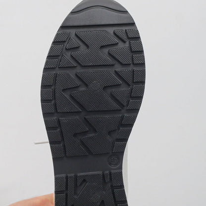 Andningsbara sneakers med kilklack i mesh för dam