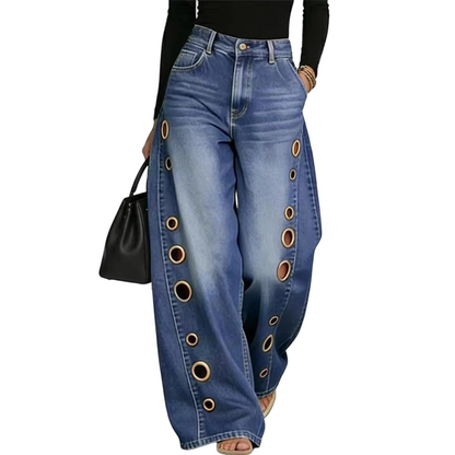 Dammjeans med vida ben och ringdetaljer
