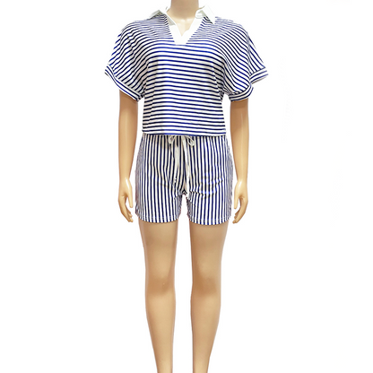 Set med randig kortärmad skjorta och shorts för dam